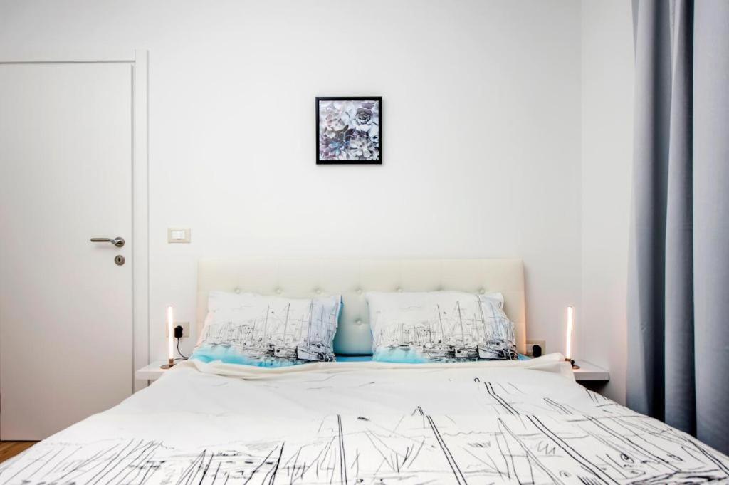 Aria Room And Apartmant Fuga Rovinj Exterior photo