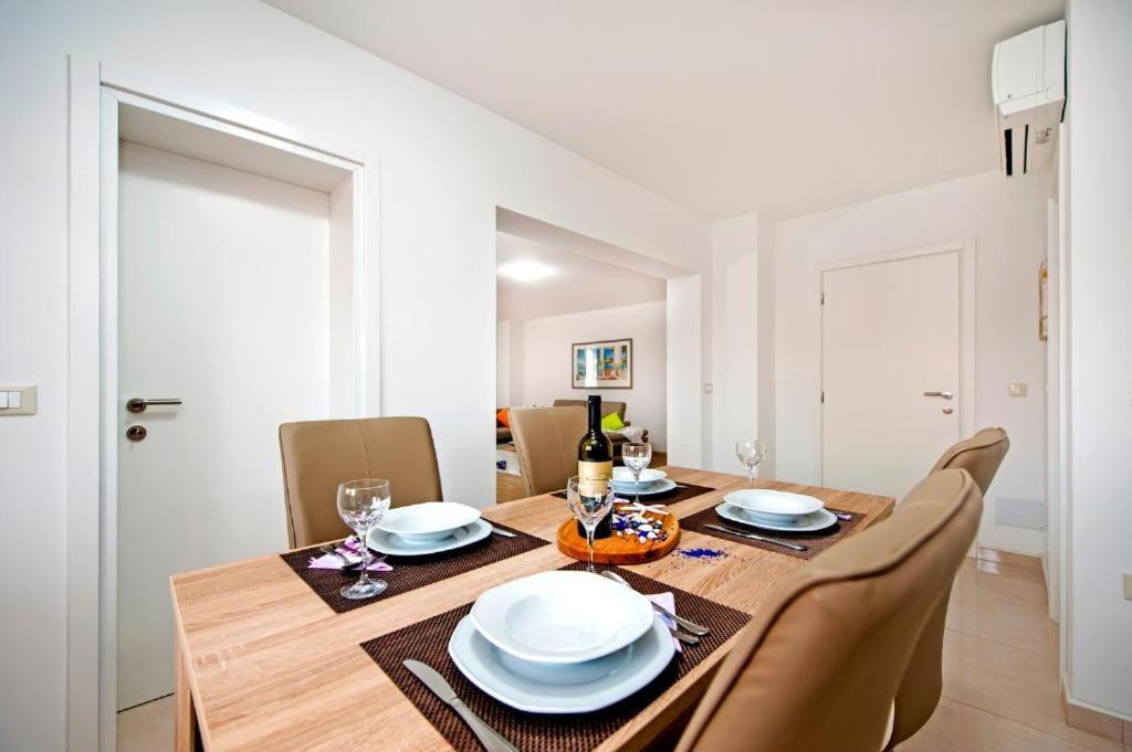 Aria Room And Apartmant Fuga Rovinj Exterior photo